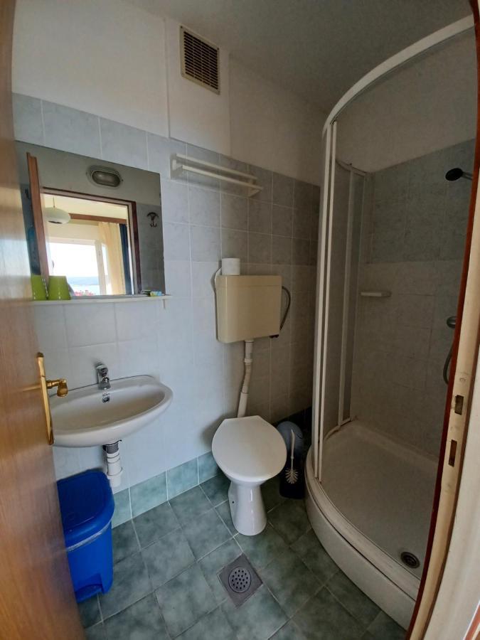 Guest House Djurdjica Dramalj Ngoại thất bức ảnh