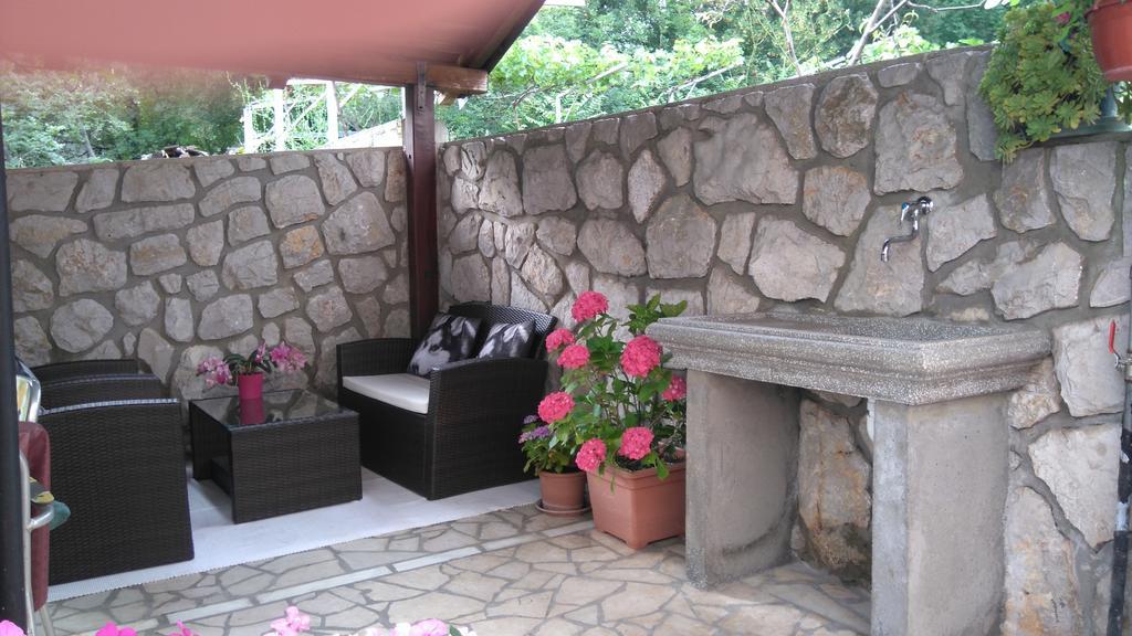 Guest House Djurdjica Dramalj Ngoại thất bức ảnh