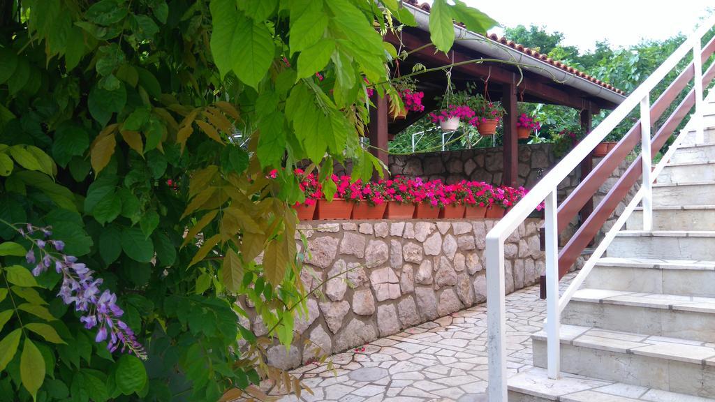 Guest House Djurdjica Dramalj Ngoại thất bức ảnh