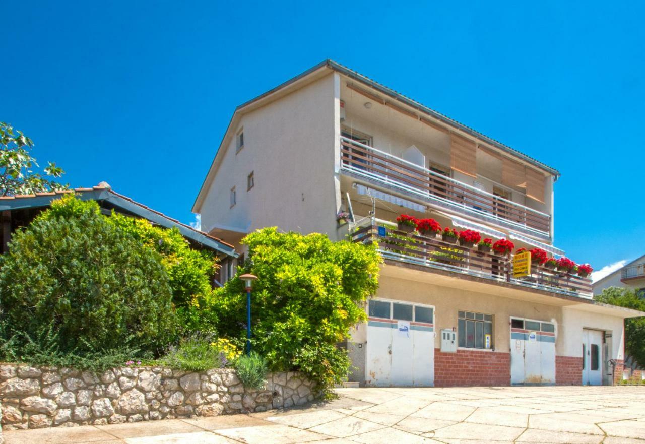 Guest House Djurdjica Dramalj Ngoại thất bức ảnh