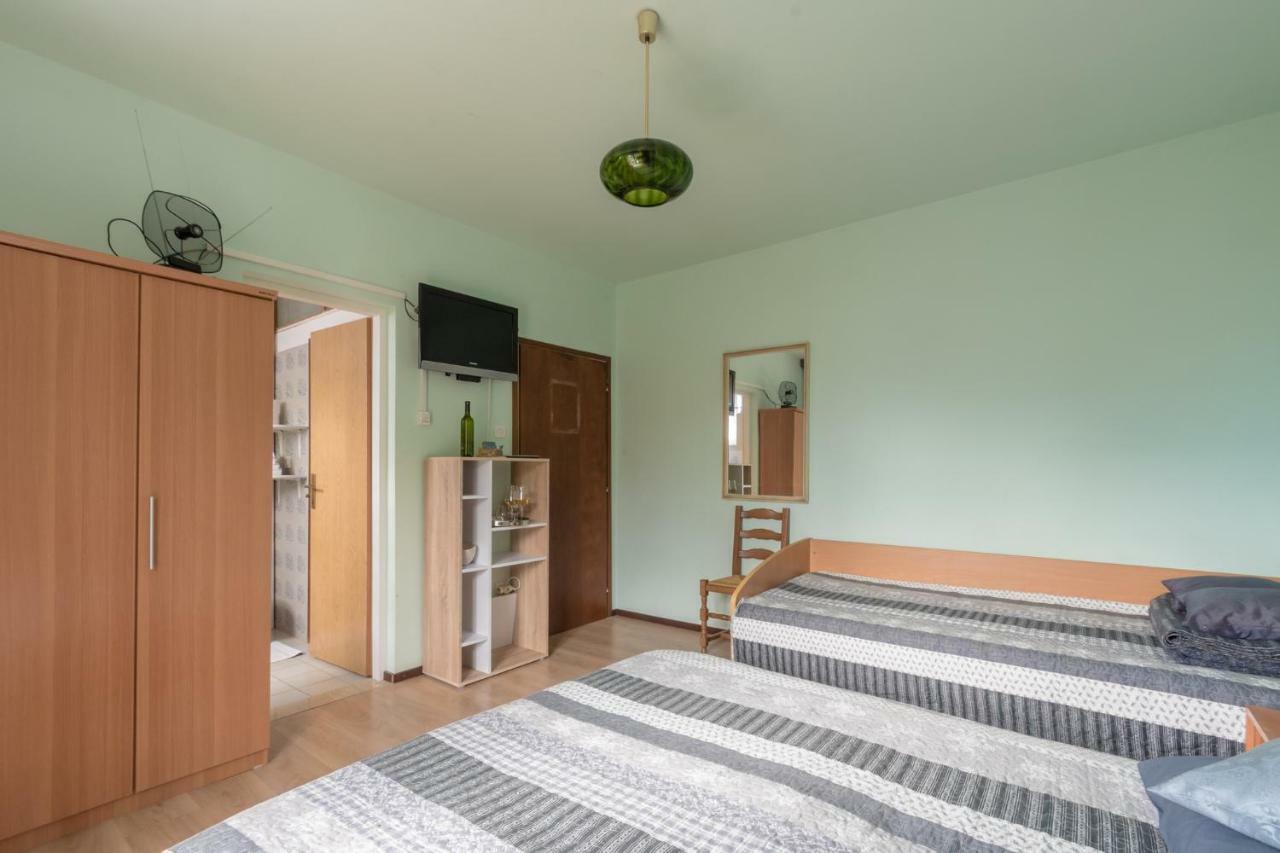 Guest House Djurdjica Dramalj Ngoại thất bức ảnh