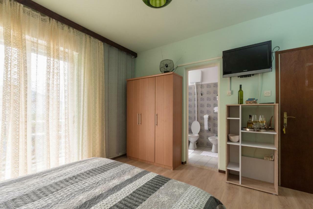 Guest House Djurdjica Dramalj Ngoại thất bức ảnh