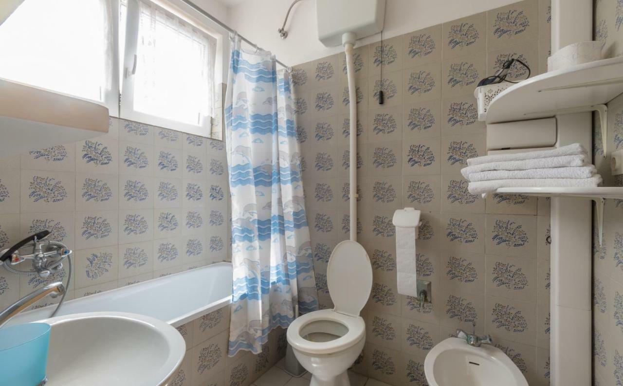 Guest House Djurdjica Dramalj Ngoại thất bức ảnh